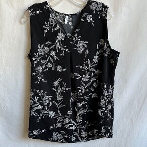 Anyally black and ivory floral print tunic tank top, size XL